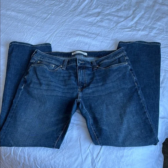 Denver Hayes Men's Blue Jeans - Picture 2 of 6